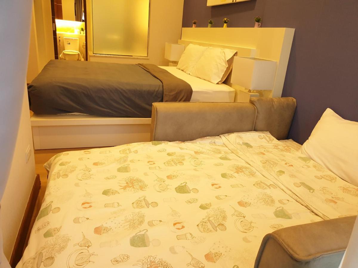 The Astra Chiang Mai Apartment Bagian luar foto