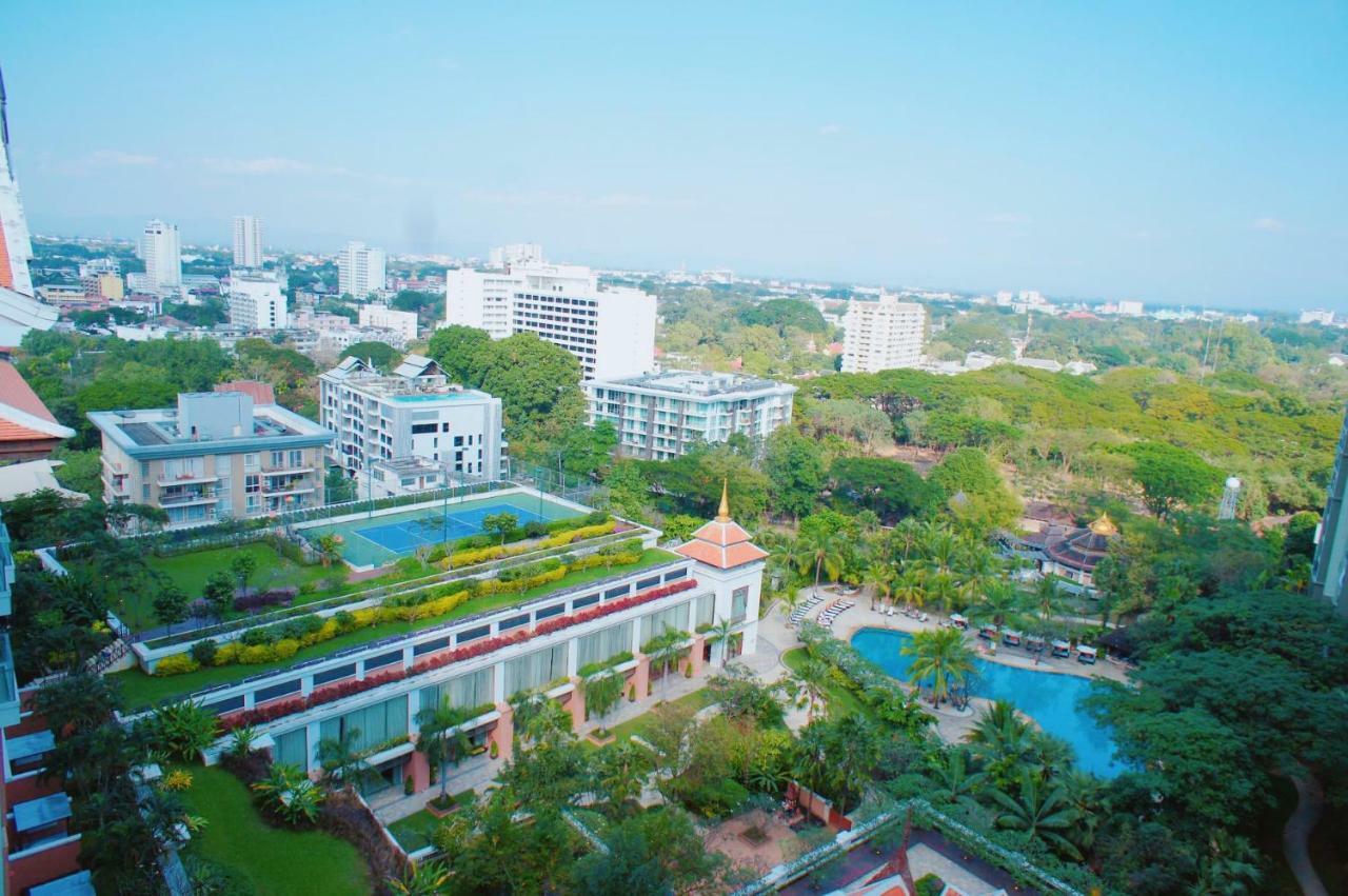 The Astra Chiang Mai Apartment Bagian luar foto