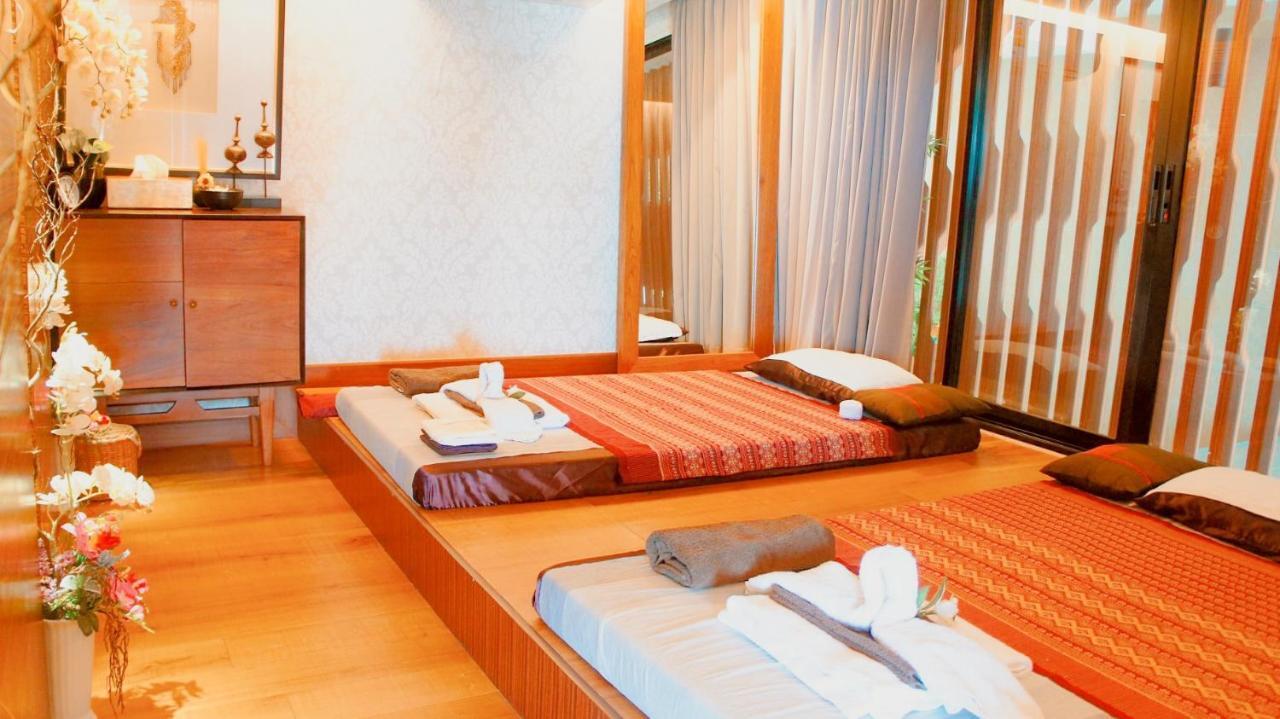 The Astra Chiang Mai Apartment Bagian luar foto
