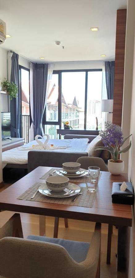 The Astra Chiang Mai Apartment Bagian luar foto